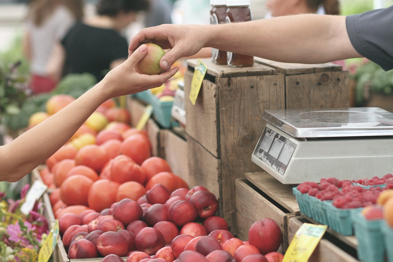 découvrez comment les consommateurs influencent le marché, leurs comportements d'achat et les tendances actuelles. analyse approfondie des attentes et des besoins des clients pour mieux s'adapter à l'évolution du secteur.