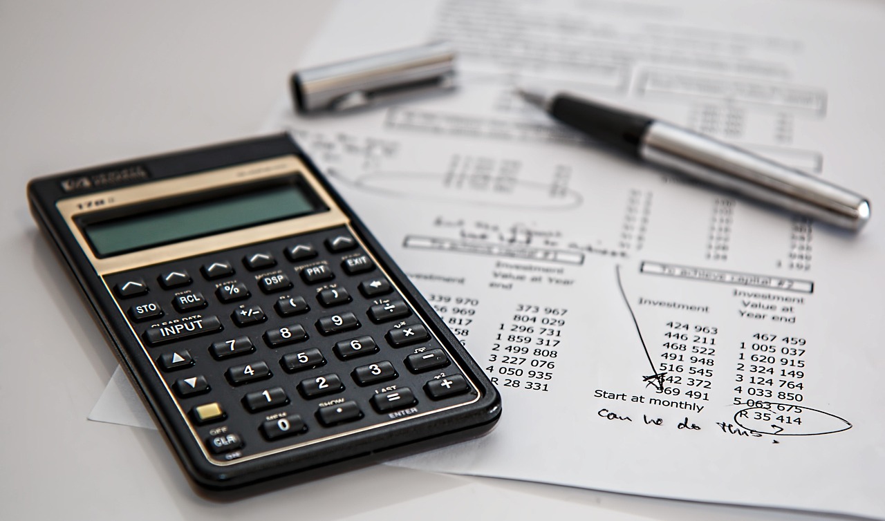 calculez votre empreinte carbone facilement avec notre calculateur en ligne. évaluez l'impact de vos activités quotidiennes sur l'environnement et découvrez des solutions pour réduire votre empreinte écologique.